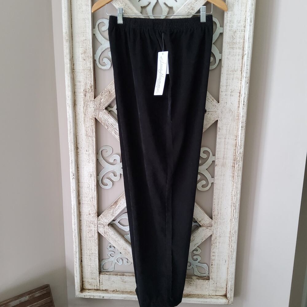 NWT Jeno Neuman Black Corduroy Pull On Pants Petite Straight Leg